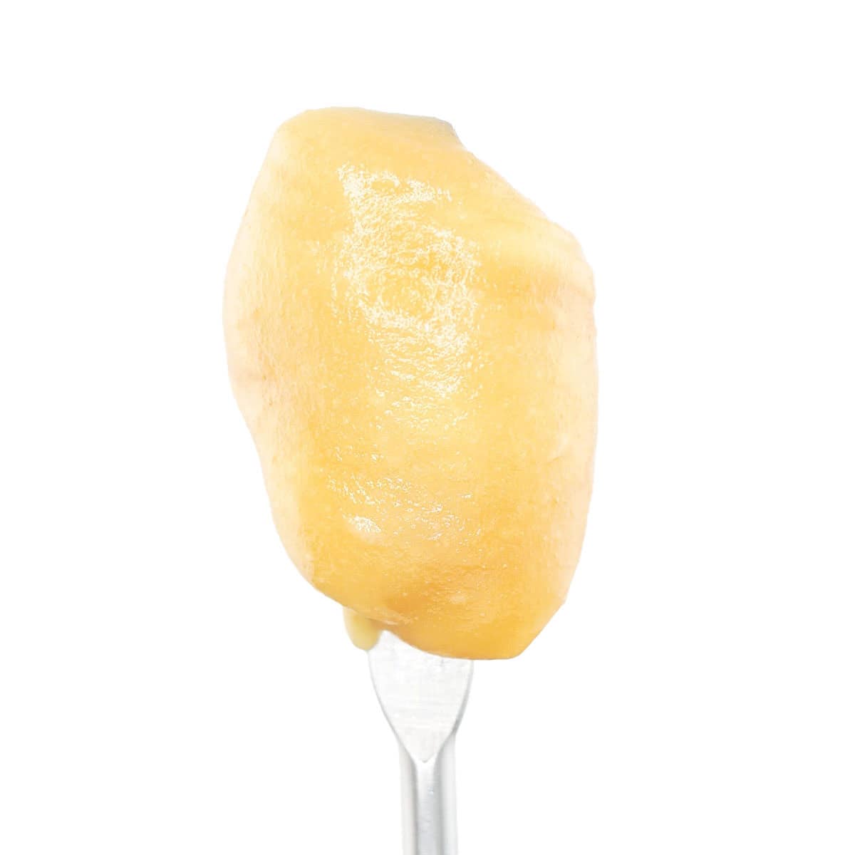 white-label-exotics-thca-concentrates-live-badder-strawberry-runtz